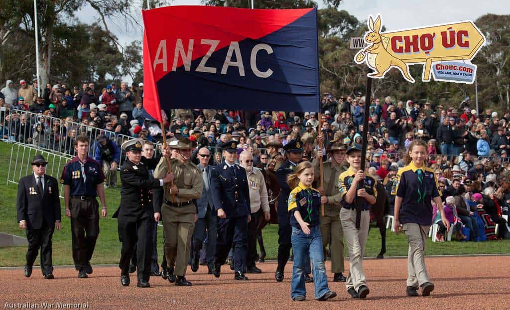 Hàng ngàn người Úc tham gia buổi diễu hành trong Anzac day